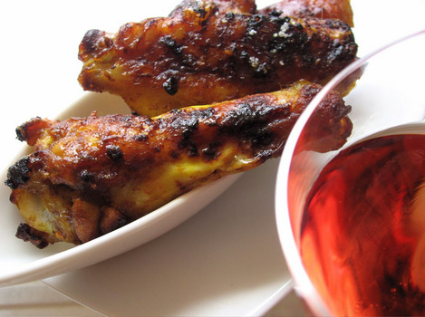 chicken wings et chinon rosé