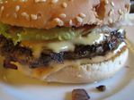 4 cm : la hauteur idéale d'un bon hamburger ! -- 28/08/14